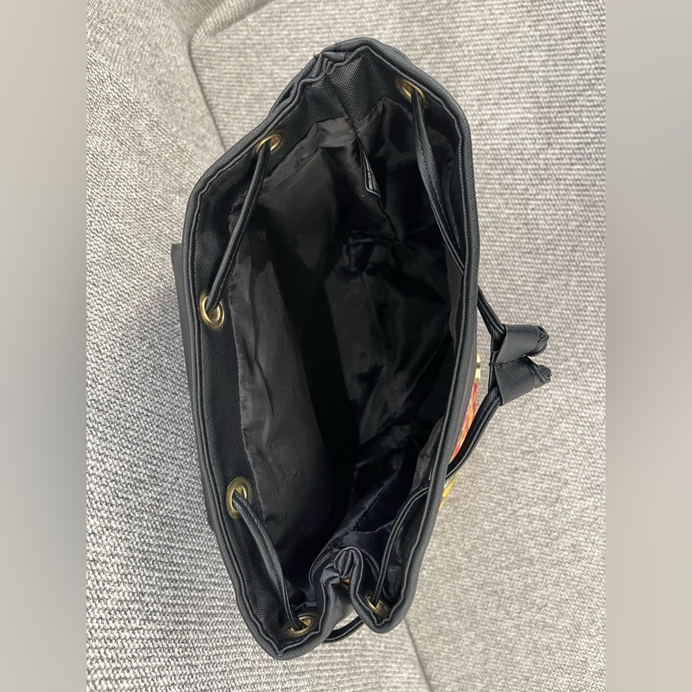 Frida Kahlo Vibrant Black and Red Geometric Backpack Puse - Picture 5 of 16